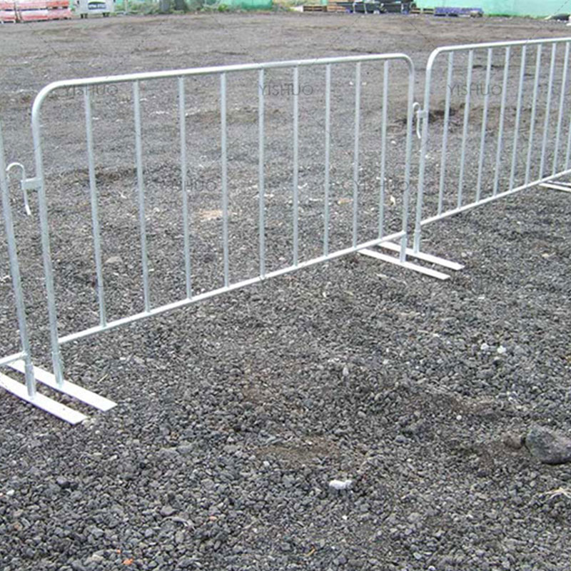 Crowded control barrier