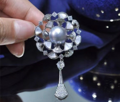 Shell Brooch Elegant Micro Inlaid Zircon Pearl Brooch