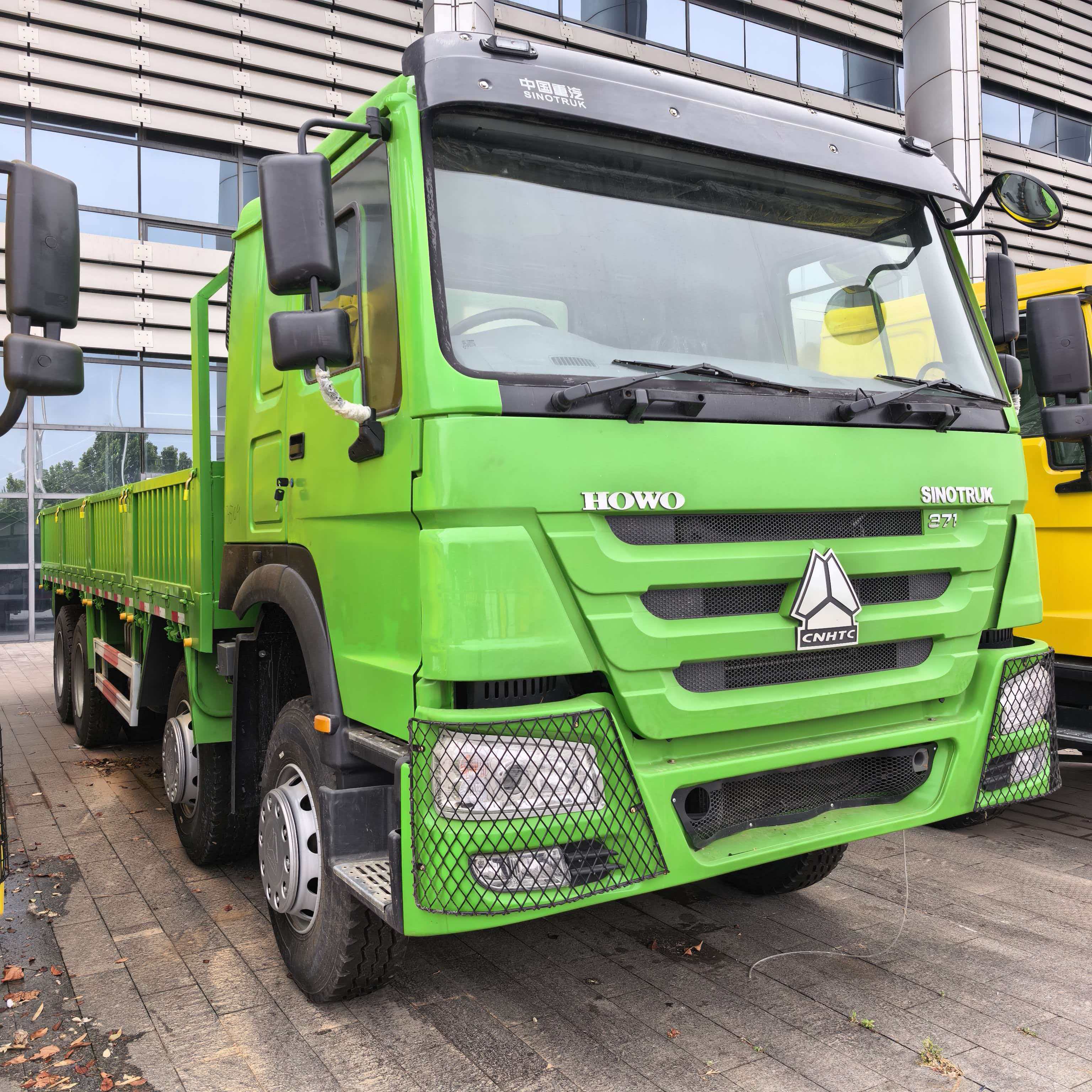 Export Howo 8X4 trucks