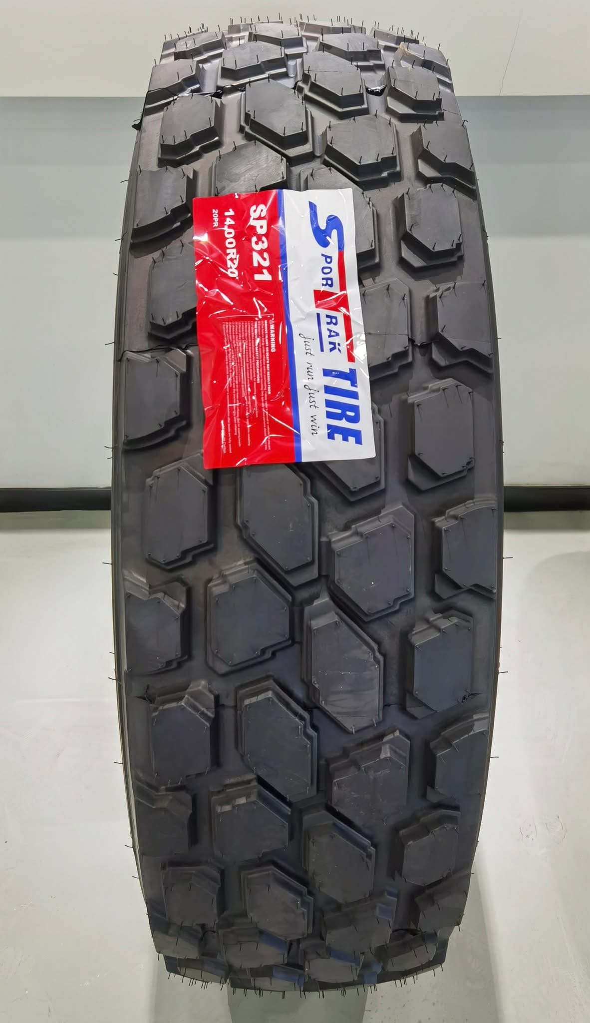 tyres tires 14.00R20, 16.00R20,365/80R20, 395/85R20
