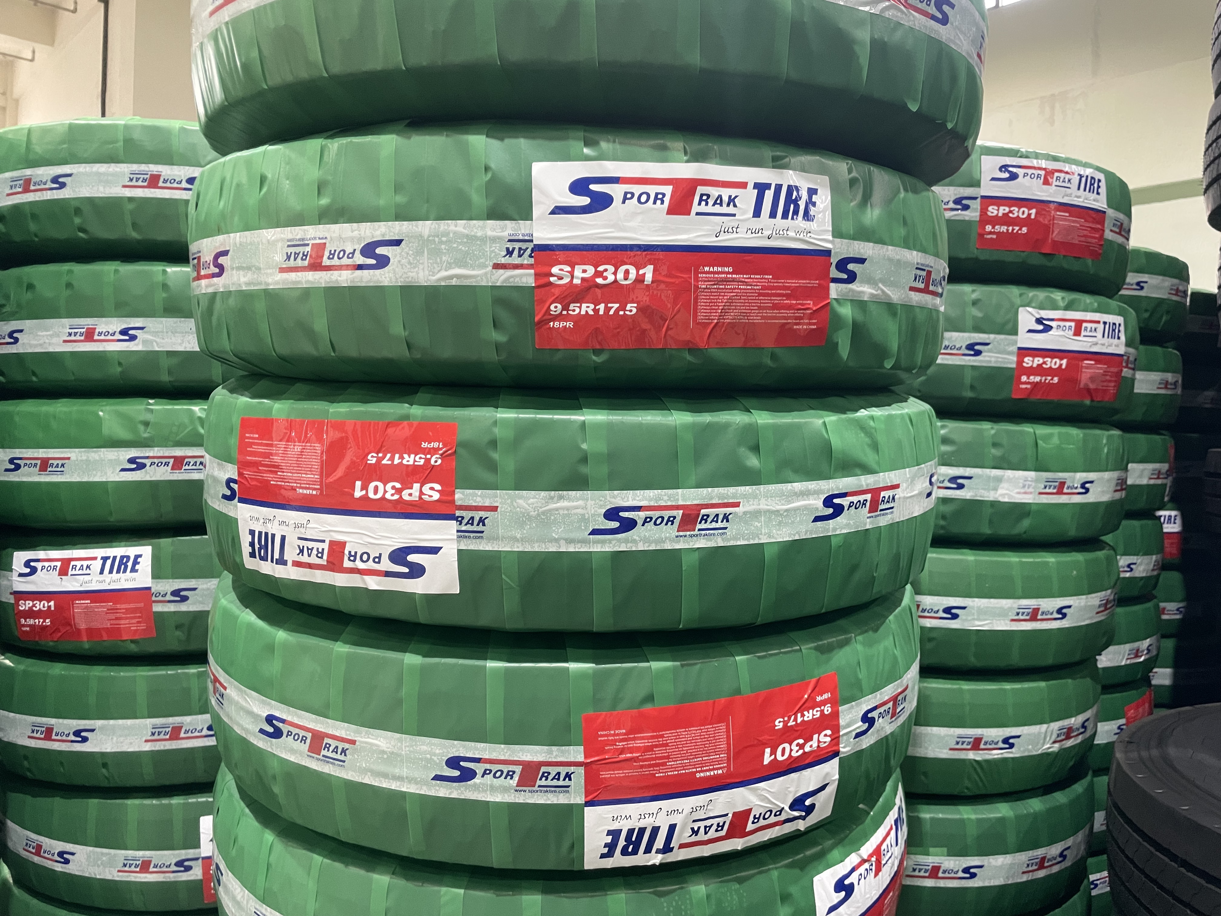 tyres, tires, 9.5R17.5, 265/70R19.5,215/75R17.5, 235/75R17.5, 225/80R17.5, 245/70R19.5,