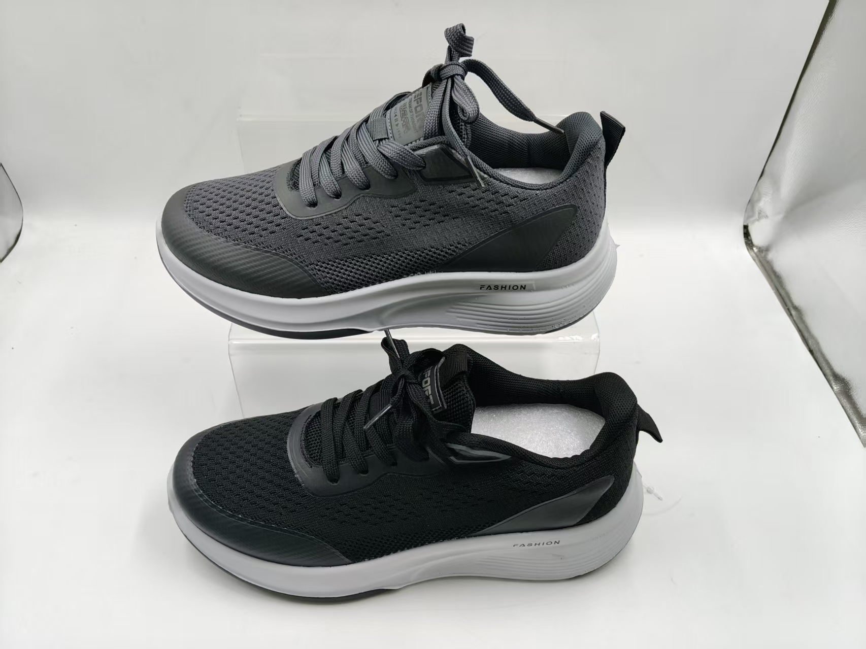Casual shoes