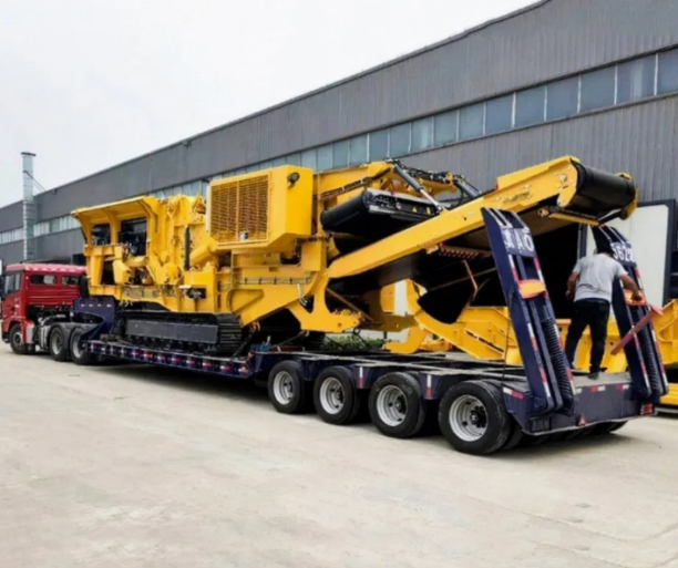 Low Bed Semi Truck Trailer
