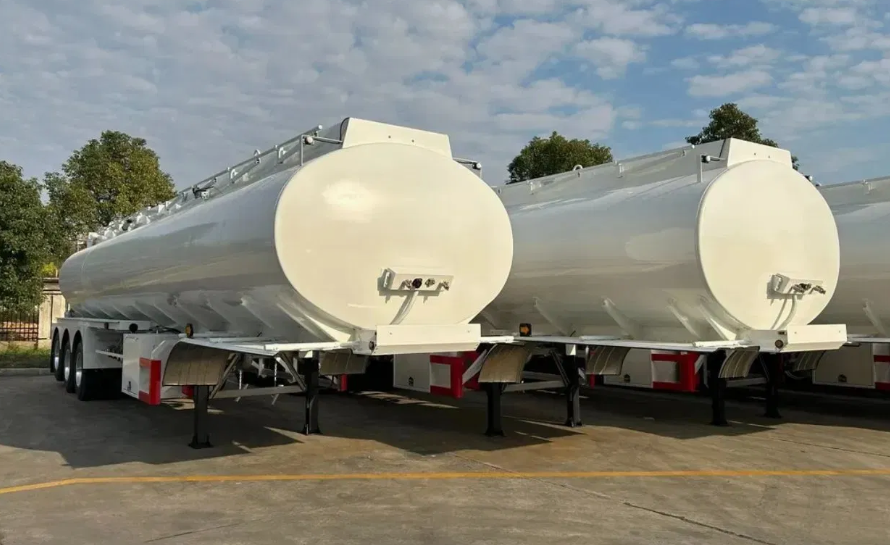 Fuel Tanker